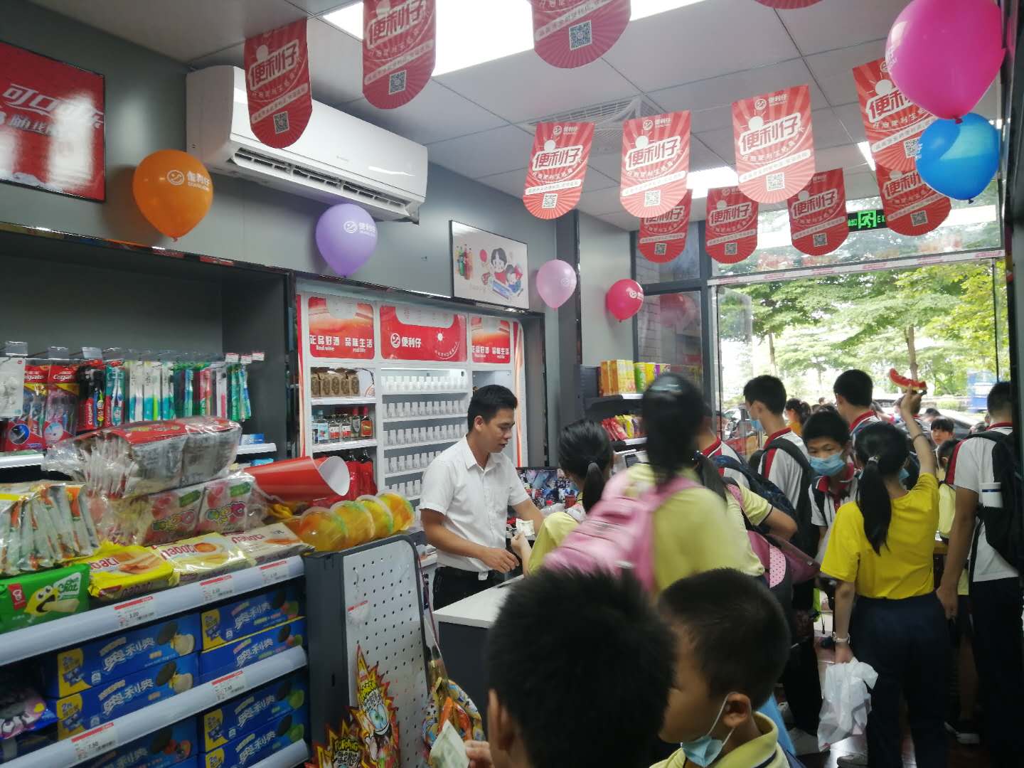 便利仔社区便利店陈列技巧(图1) 便利仔便利店